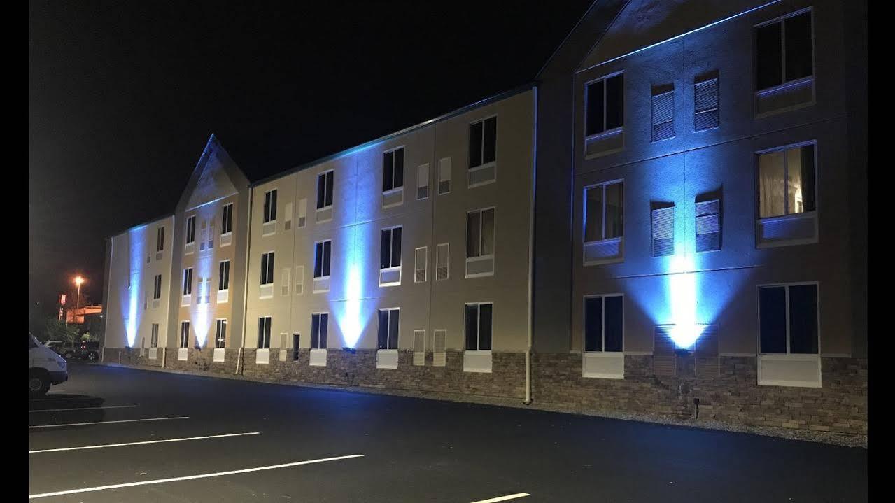 Baymont By Wyndham Plymouth Bay Motel